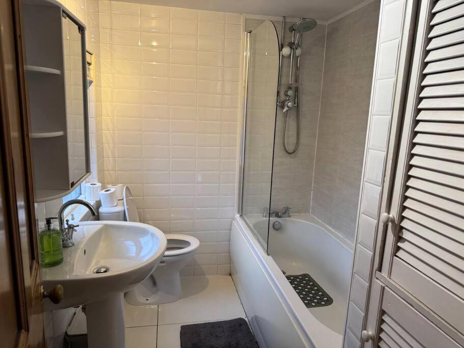 Stylish, Spacious And Central 4 Bedroom House Belfast Exteriér fotografie