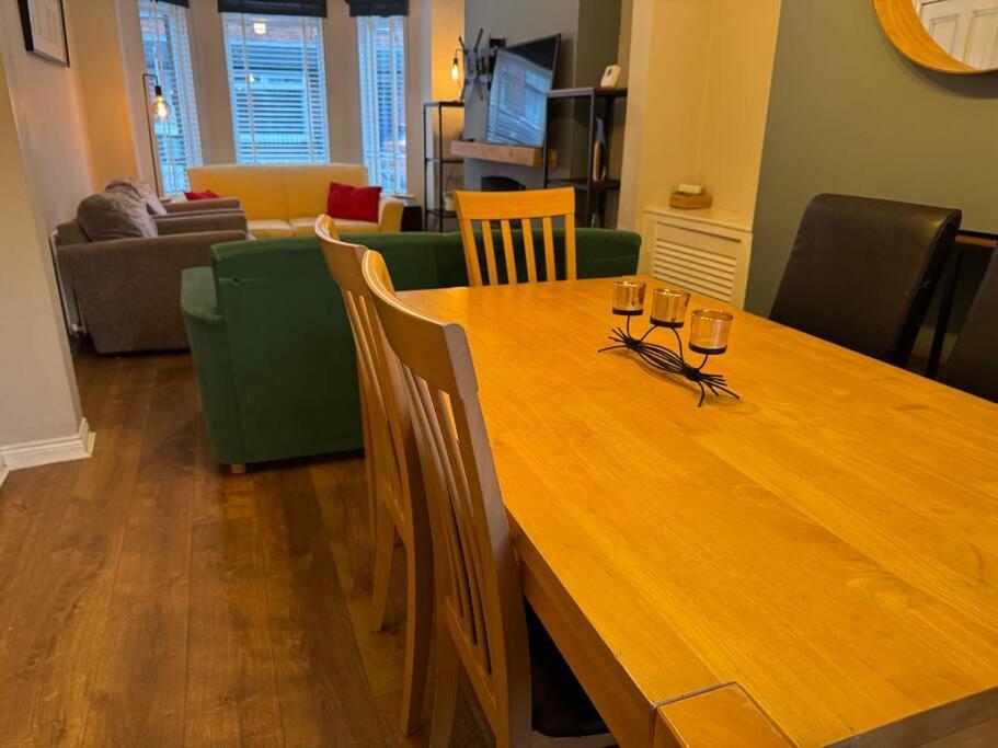 Stylish, Spacious And Central 4 Bedroom House Belfast Exteriér fotografie