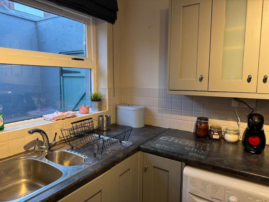 Stylish, Spacious And Central 4 Bedroom House Belfast Exteriér fotografie