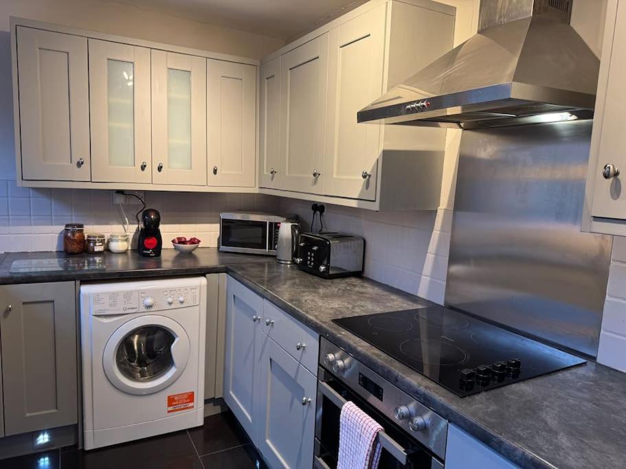 Stylish, Spacious And Central 4 Bedroom House Belfast Exteriér fotografie